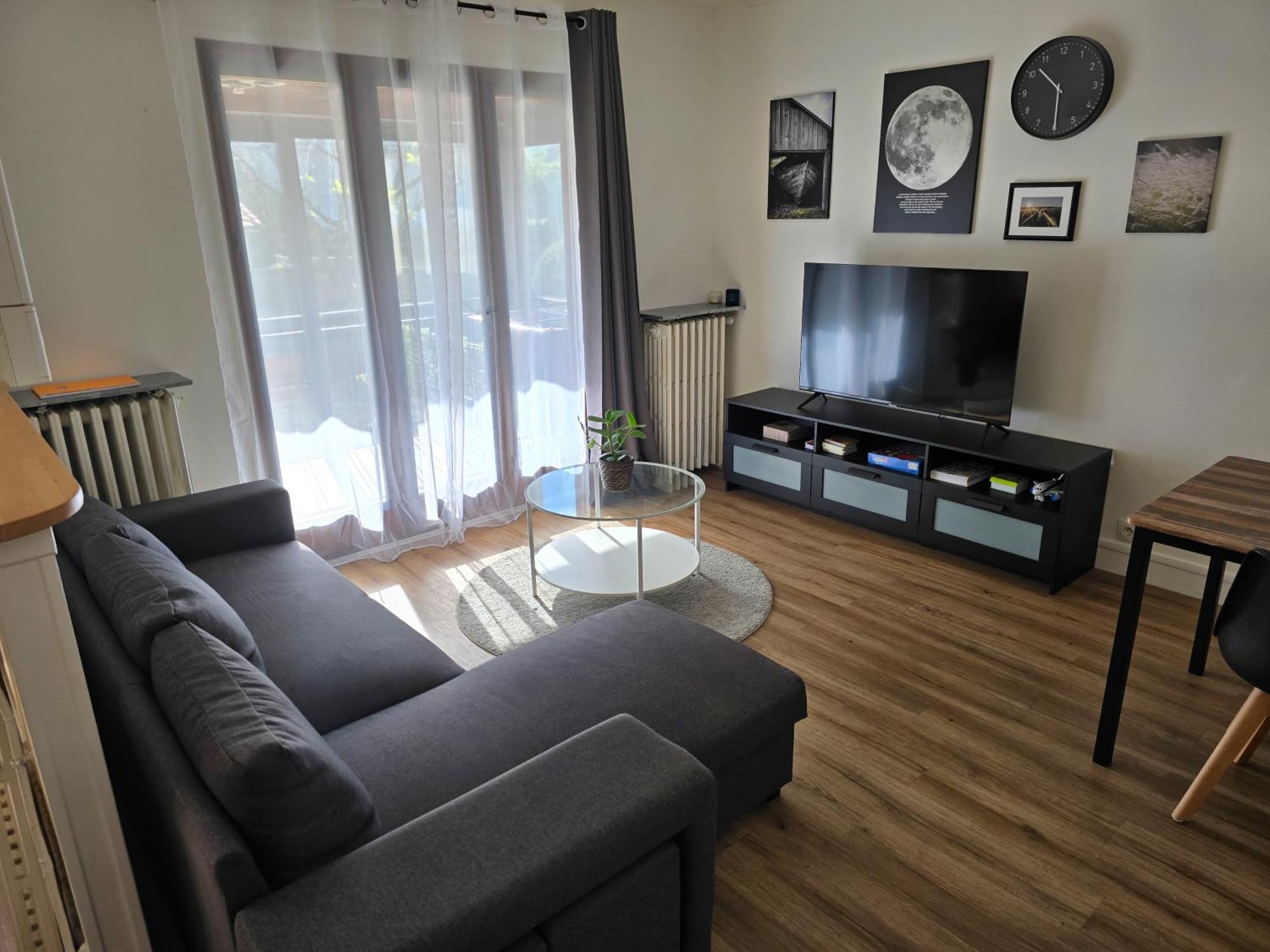 Maison Paris, Vallee Village, Disney & Asterix Chelles  Luaran gambar